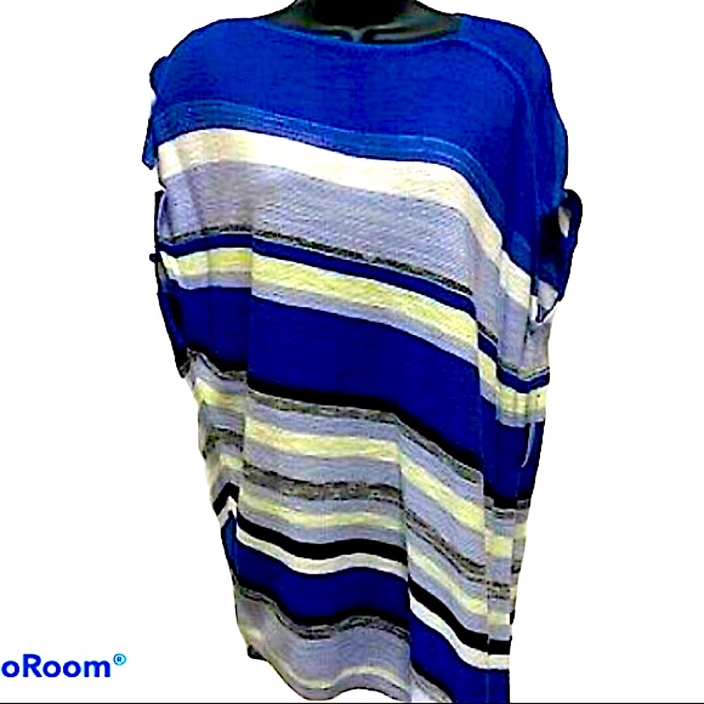 ZOZO Sleeveless Asymmetrical Sweater Size: M